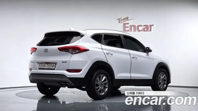 HYUNDAI TUCSON — из Кореи под ключ