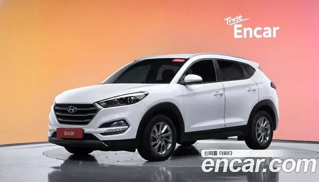HYUNDAI TUCSON 2016 — 164 847 км, белый, Корея — под ключ — фото 2