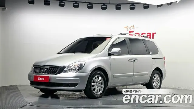 KIA CARNIVAL R 2011 — 106 373 км, серебристый, Корея — под ключ — фото 1