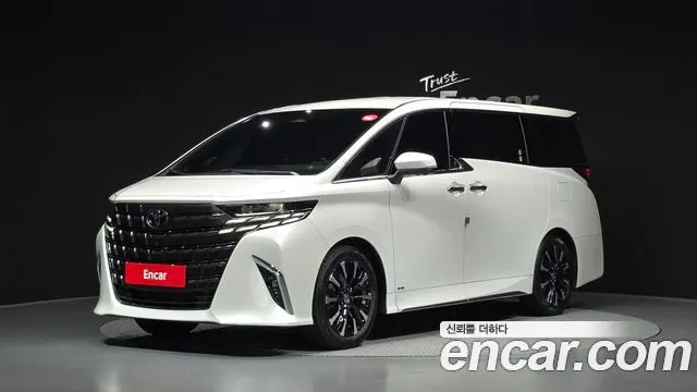 TOYOTA ALPHARD 2025 — 7 919 км, белый, Корея — под ключ — фото 1