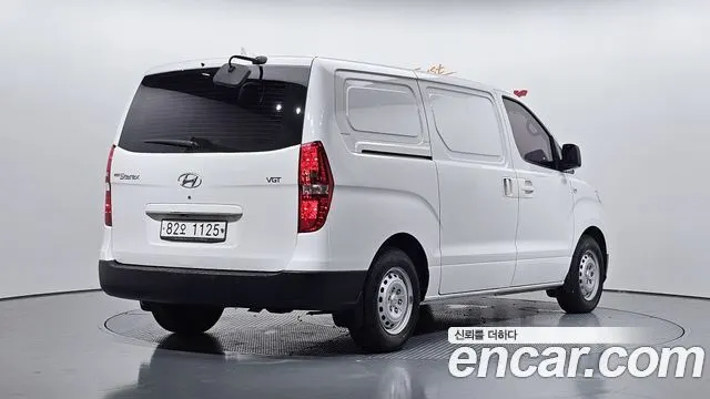 HYUNDAI GRAND STAREX — из Кореи под ключ