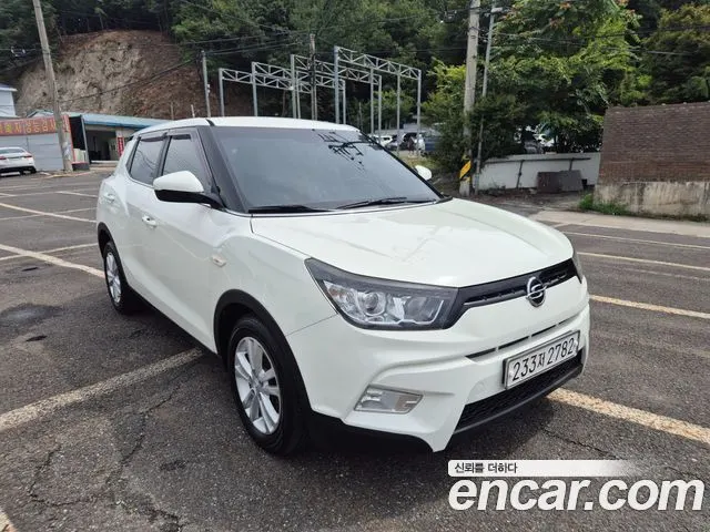 KGM TIVOLI 2017 — 185 831 км, белый, Корея — под ключ — фото 11
