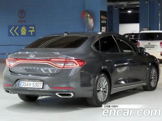 HYUNDAI GRANDEUR HYBRID 2018 — 127 315 км, серый, Корея — под ключ — фото 3