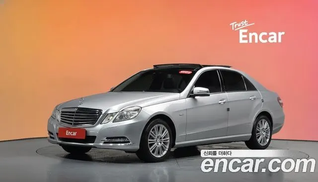 MERCEDES-BENZ E-CLASS W212 2012 — 154 637 км, серебристо-серый, Корея — под ключ — фото 2