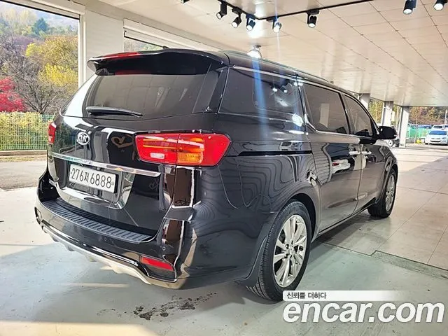 KIA CARNIVAL 2020 — 128 433 км, чёрный, Корея — под ключ — фото 2