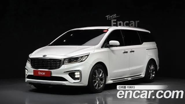 KIA CARNIVAL 2019 — 172 611 км, белый, Корея — под ключ — фото 1