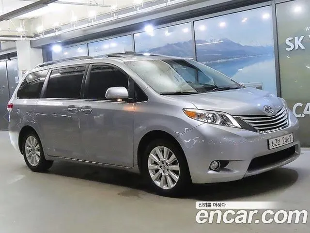 TOYOTA SIENNA 2014 — 103 493 км, серебристый, Корея — под ключ — фото 11