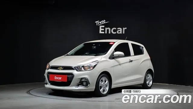 CHEVROLET SPARK 2016 — 82 551 км, белый-перламутр, Корея — под ключ — фото 1