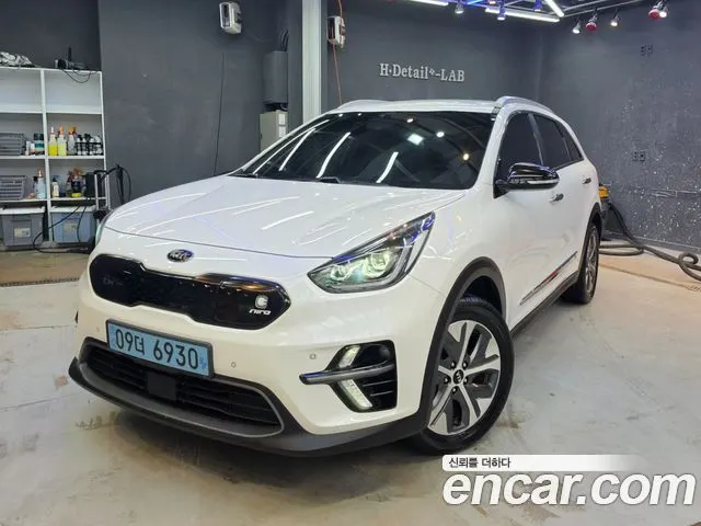 KIA NIRO 2020 — 74 300 км, белый, Корея — под ключ — фото 3