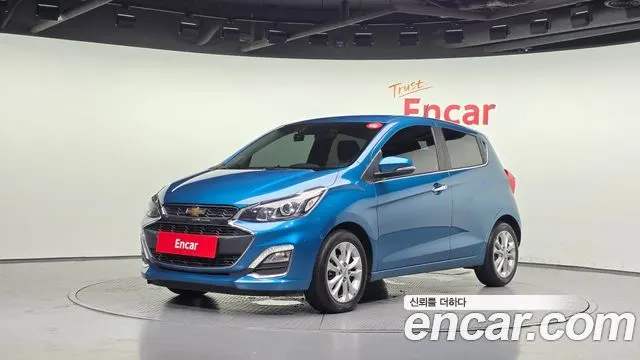 CHEVROLET SPARK 2019 — 74 032 км, синий, Корея — под ключ — фото 1
