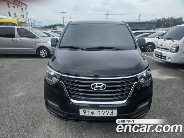 HYUNDAI GRAND STAREX 2019 — 149 490 км, чёрный, Корея — под ключ — фото 12