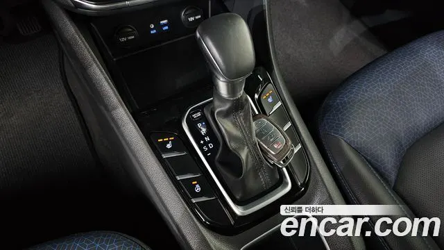 HYUNDAI IONIQ HYBRID 2017 — 98 534 км, белый, Корея — под ключ — фото 9