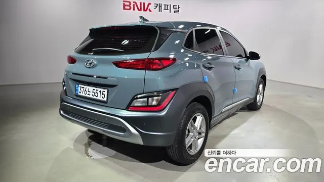 HYUNDAI KONA 2023 — 22 981 км, бирюзовый, Корея — под ключ — фото 2