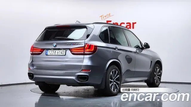 BMW X5 2016 — 140 831 км, серебристо-серый, Корея — под ключ — фото 2