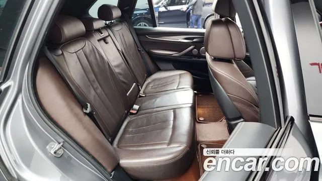 BMW X5 2016 — 140 831 км, серебристо-серый, Корея — под ключ — фото 12