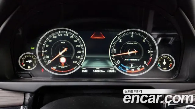 BMW X5 2016 — 140 831 км, серебристо-серый, Корея — под ключ — фото 8