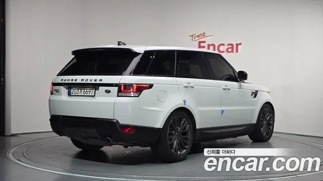 LAND ROVER RANGE ROVER SPORT 2017 — 78 542 км, белый, Корея — под ключ — фото 2
