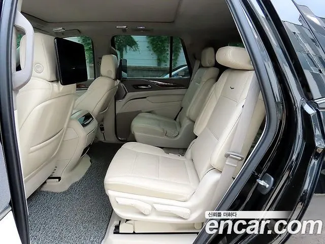 CADILLAC ESCALADE 2021 — 93 059 км, чёрный, Корея — под ключ — фото 6