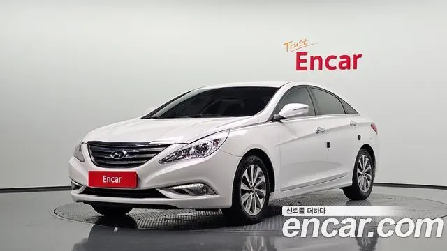 HYUNDAI SONATA THE BRILLIANT 2014 — 206 751 км, белый, Корея — под ключ — фото 1