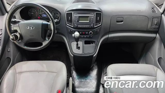 HYUNDAI GRAND STAREX 2018 — 157 649 км, серебристый, Корея — под ключ — фото 7