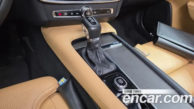 VOLVO V90 CROSS COUNTRY 2018 — 75 857 км, серый, Корея — под ключ — фото 9