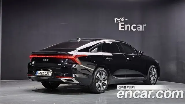 KIA K8 HYBRID — из Кореи под ключ