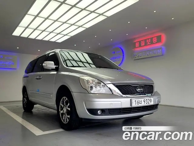 KIA CARNIVAL R 2012 — 249 000 км, серебристый, Корея — под ключ — фото 3