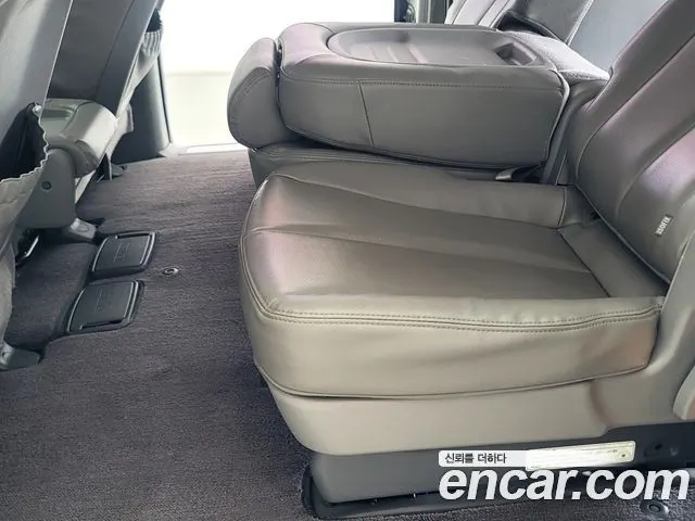 KIA CARNIVAL R 2012 — 249 000 км, серебристый, Корея — под ключ — фото 8