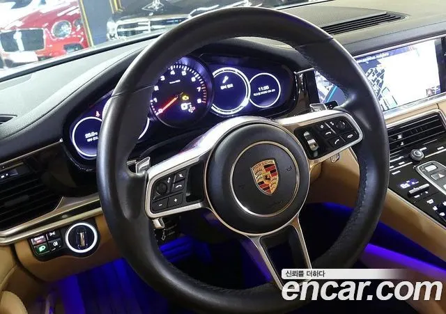 PORSCHE PANAMERA 2018 — 35 000 км, белый, Корея — под ключ — фото 11