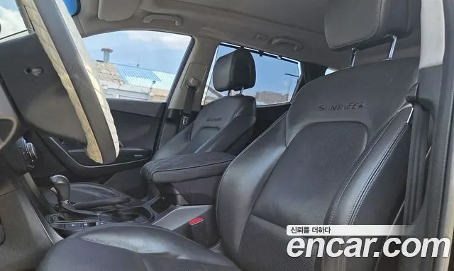 HYUNDAI SANTA FE 2015 — 127 000 км, чёрный, Корея — под ключ — фото 8