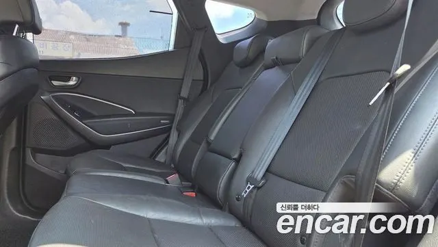 HYUNDAI SANTA FE 2015 — 127 000 км, чёрный, Корея — под ключ — фото 10