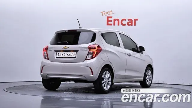 CHEVROLET SPARK 2021 — 99 701 км, белый-перламутр, Корея — под ключ — фото 1