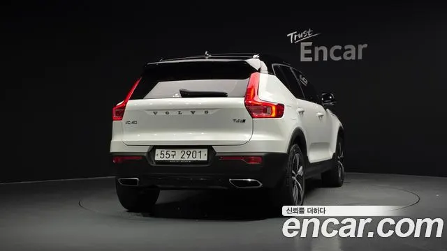 VOLVO XC40 2019 — 144 491 км, белый, Корея — под ключ — фото 4