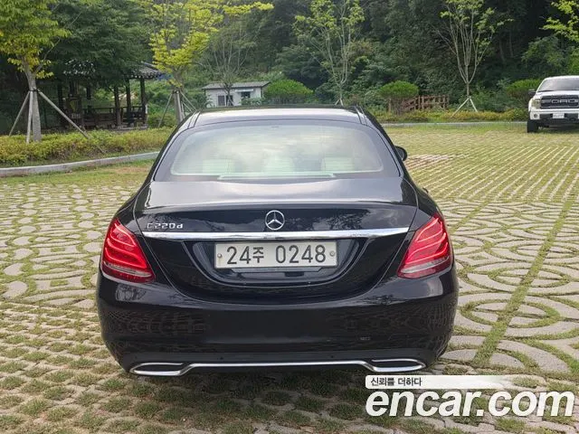 MERCEDES-BENZ C-CLASS W205 2016 — 123 539 км, чёрный, Корея — под ключ — фото 3