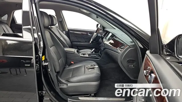 HYUNDAI EQUUS 2015 — 202 455 км, чёрный, Корея — под ключ — фото 11