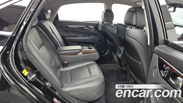 HYUNDAI EQUUS 2015 — 202 455 км, чёрный, Корея — под ключ — фото 12