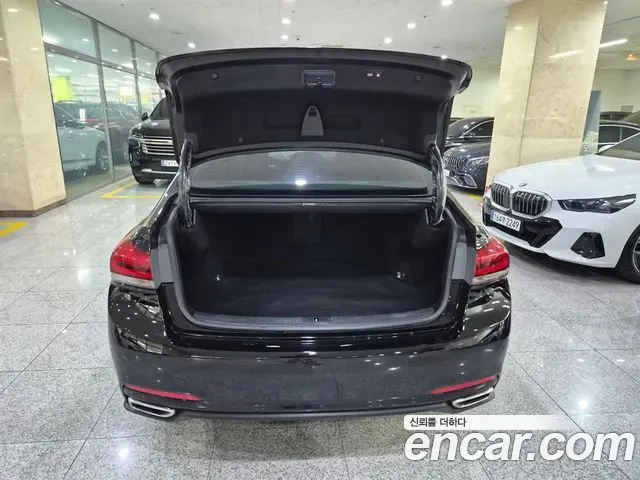 HYUNDAI GENESIS DH 2016 — 123 161 км, чёрный, Корея — под ключ — фото 5