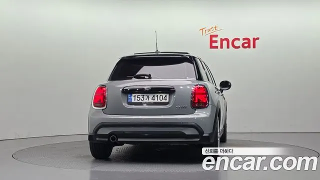 MINI COOPER 2022 — 23 589 км, серебристо-серый, Корея — под ключ — фото 4