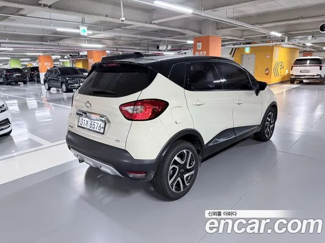 RENAULT KOREA QM3 2017 — 125 000 км, белый-перламутр, Корея — под ключ — фото 3