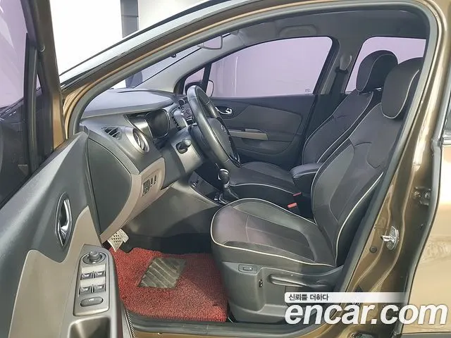 RENAULT KOREA QM3 2016 — 69 000 км, коричневый, Корея — под ключ — фото 8