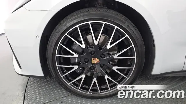 PORSCHE PANAMERA 2025 — 10 618 км, светло-серебристый, Корея — под ключ — фото 5