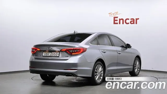HYUNDAI SONATA 2015 — 145 000 км, серебристый, Корея — под ключ — фото 2
