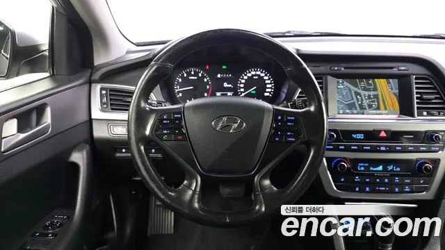 HYUNDAI SONATA 2015 — 145 000 км, серебристый, Корея — под ключ — фото 12