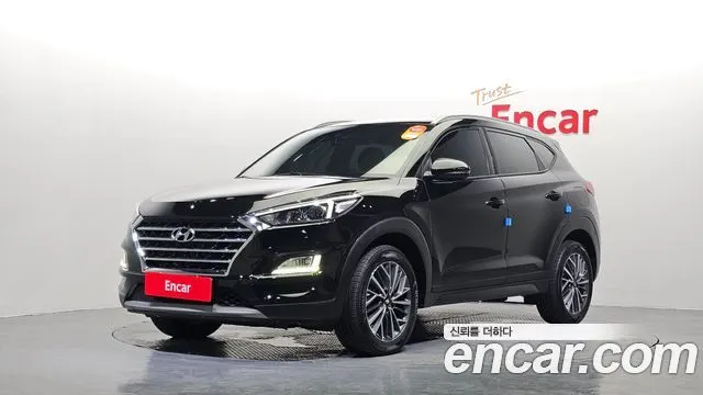 HYUNDAI TUCSON 2019 — 74 941 км, чёрный, Корея — под ключ — фото 1