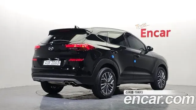 HYUNDAI TUCSON 2019 — 74 941 км, чёрный, Корея — под ключ — фото 2