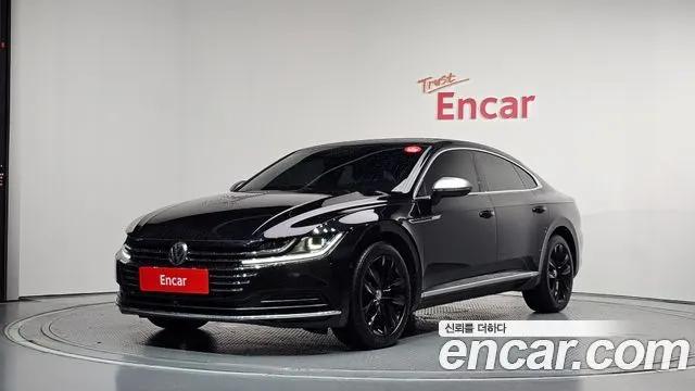 VOLKSWAGEN ARTEON 2019 — 83 580 км, чёрный, Корея — под ключ — фото 1