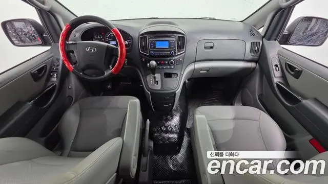 HYUNDAI GRAND STAREX 2017 — 134 743 км, серый, Корея — под ключ — фото 7