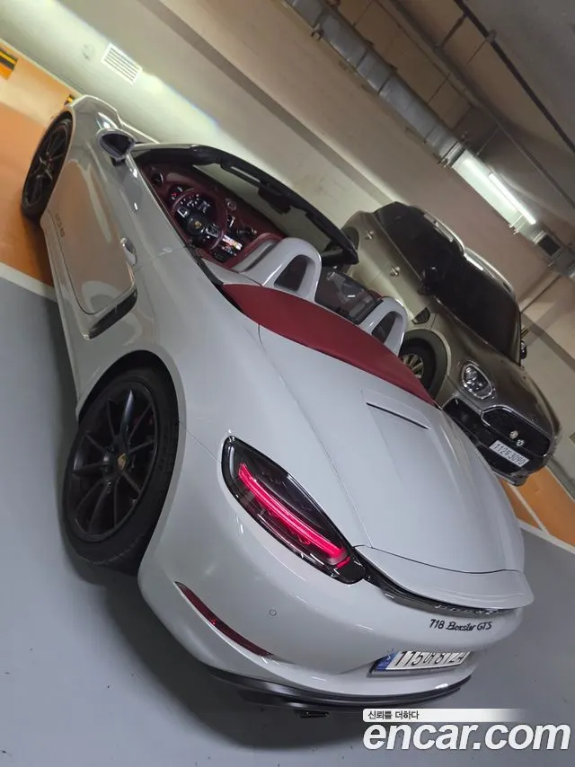PORSCHE 718 BOXSTER 2021 — 24 000 км, серебристо-серый, Корея — под ключ — фото 2