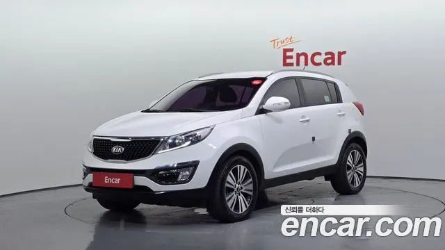 KIA SPORTAGE R 2014 — 97 082 км, белый, Корея — под ключ — фото 1
