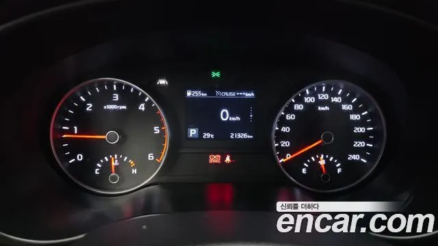KIA SPORTAGE THE BOLD 2019 — 21 326 км, белый, Корея — под ключ — фото 8